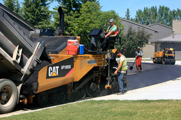 Best Professional Driveway Pavers  in Claymont, DE